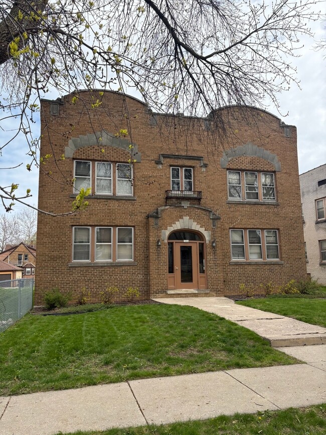 Building Photo - 3444 N 17th St