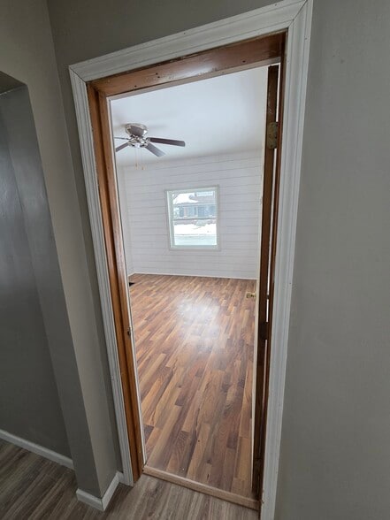 Downstairs bedroom - 418 W Lima St