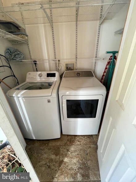 Building Photo - 8309 Richardson Nursery Rd