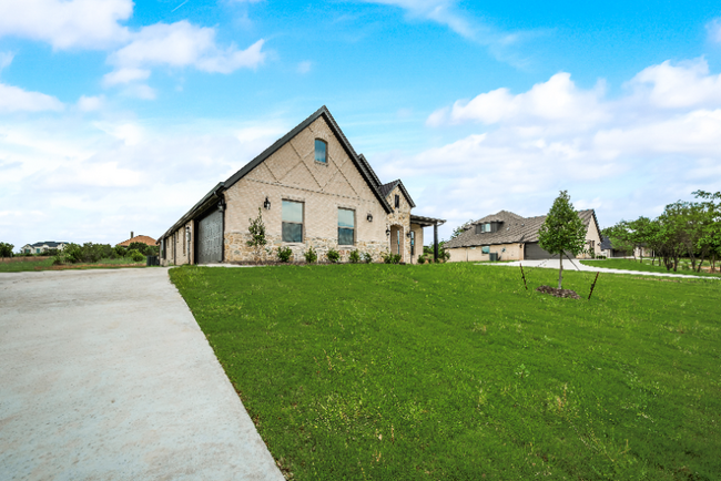 Building Photo - 7151 Heathington Ct