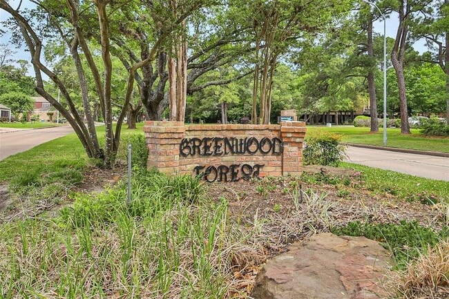 Building Photo - 5714 Spanish Oak Dr