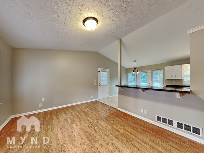 Building Photo - 2475 Suncrest Ct