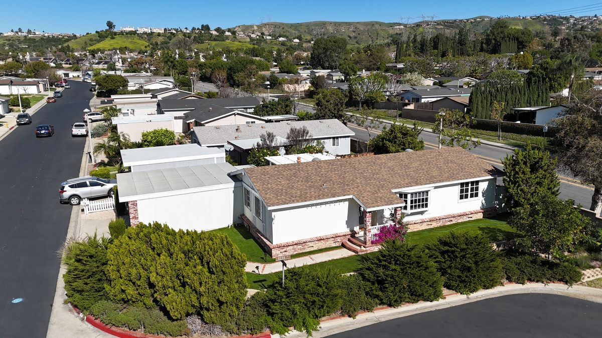 Building Photo - 5750 Westfield