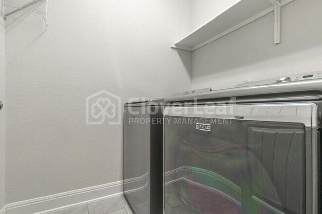 Building Photo - 6038 Akin Cir