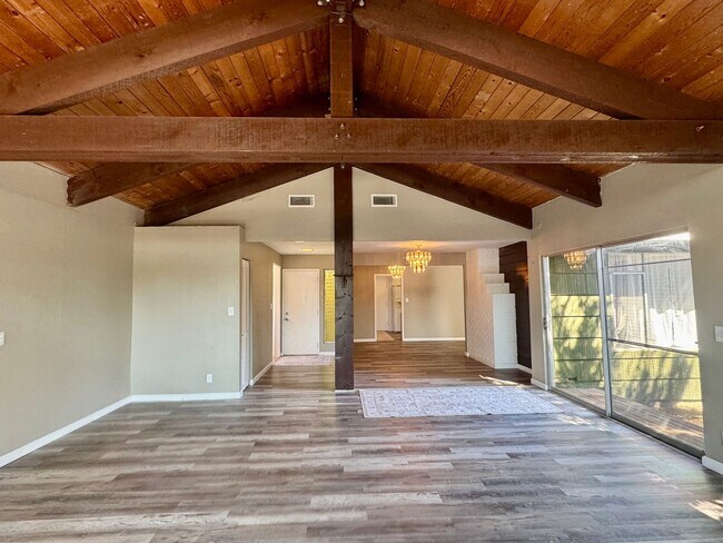 Building Photo - Beautiful Home Available in Rancho Cordova!