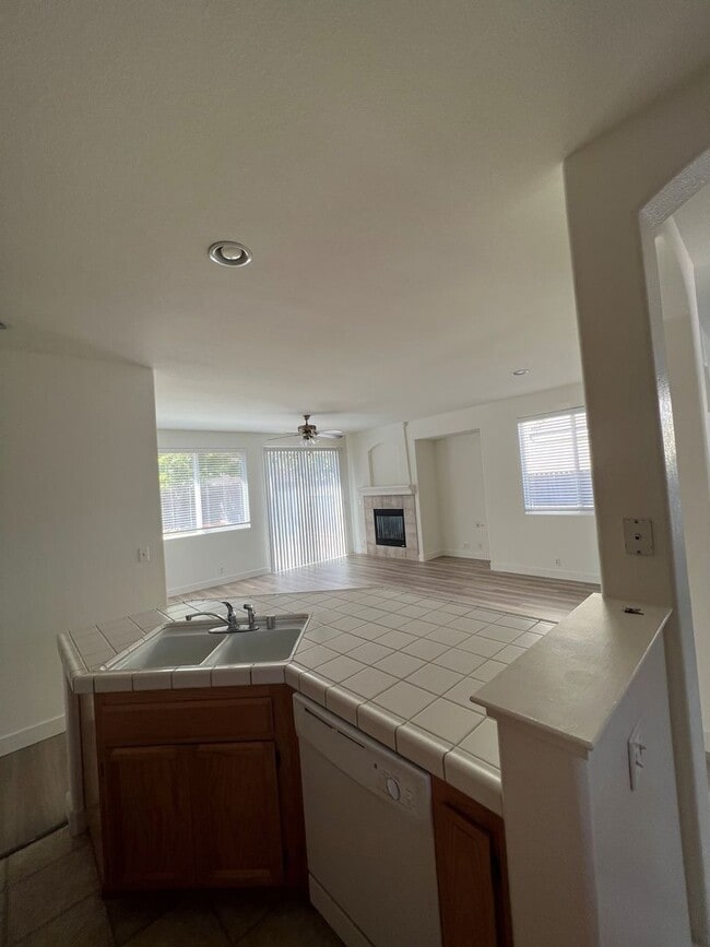 Building Photo - 8321 Lewis Ave