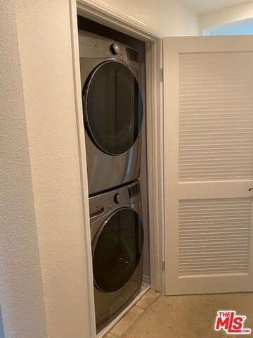 Building Photo - 6020 S Seabluff Dr