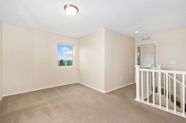 Building Photo - Fantastic Home in North Fort Collins