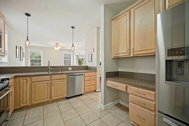 Building Photo - 1177 Treefern Dr