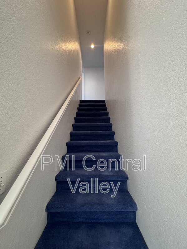 Building Photo - 1118 Cypress Hill Ln