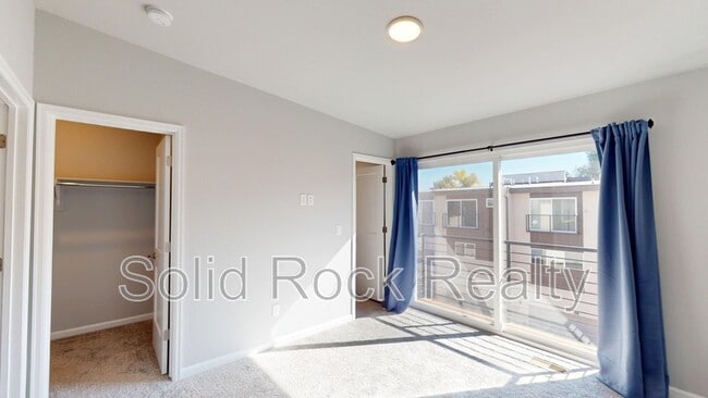 Building Photo - 1758 Creek Edge Vw