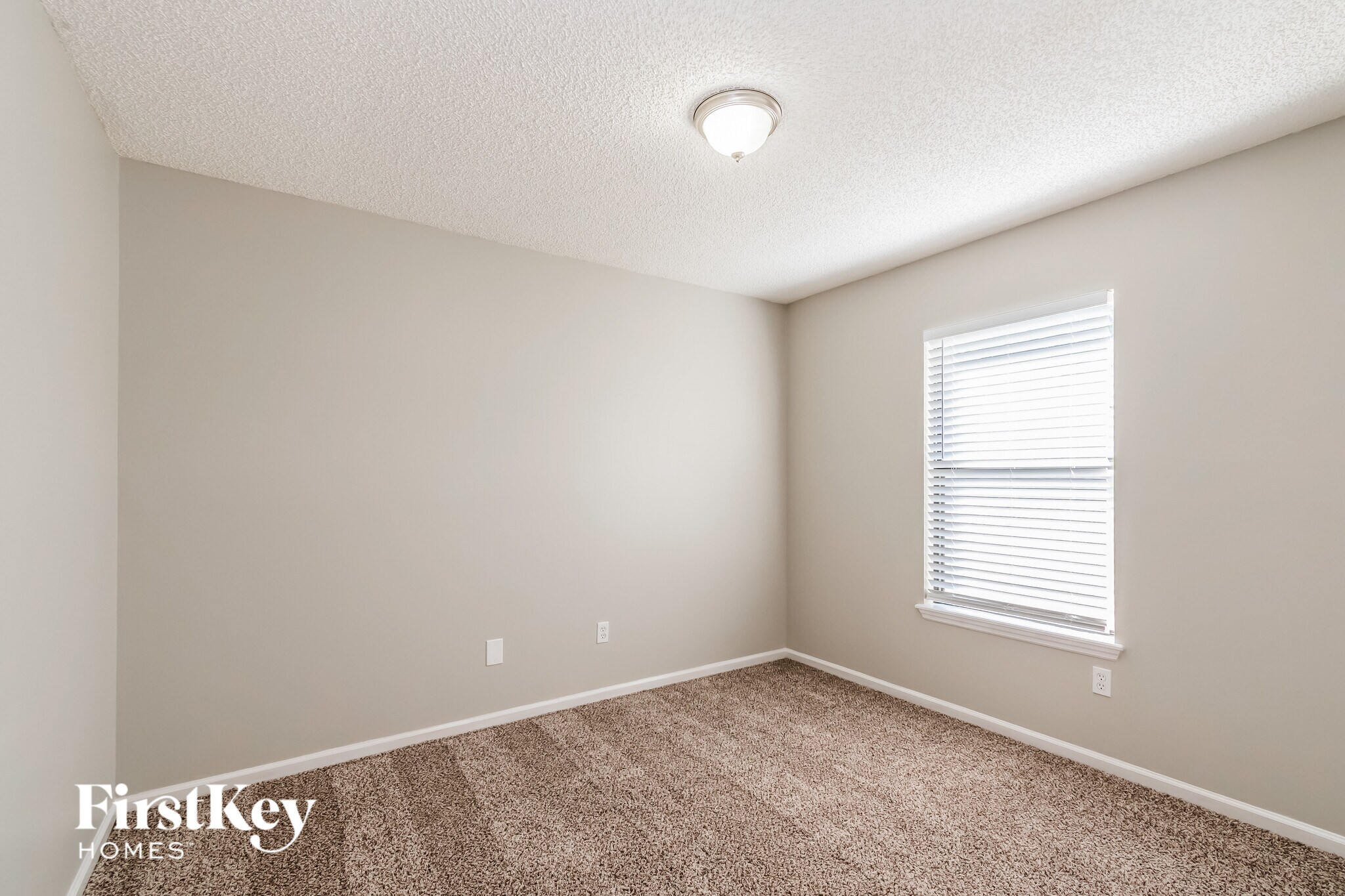 Building Photo - 5541 Broadgate Ct