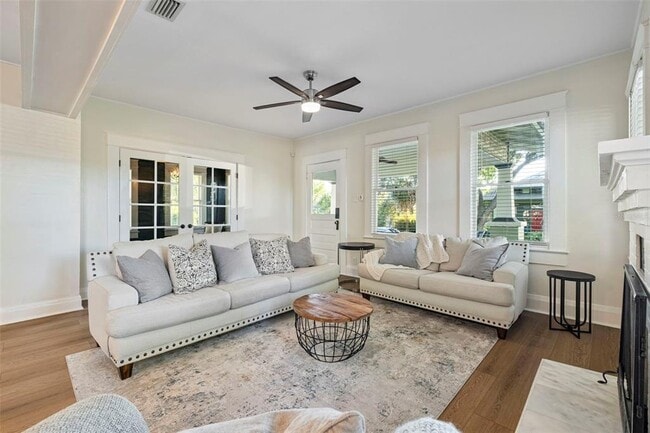 Building Photo - 5709 N Suwanee Ave