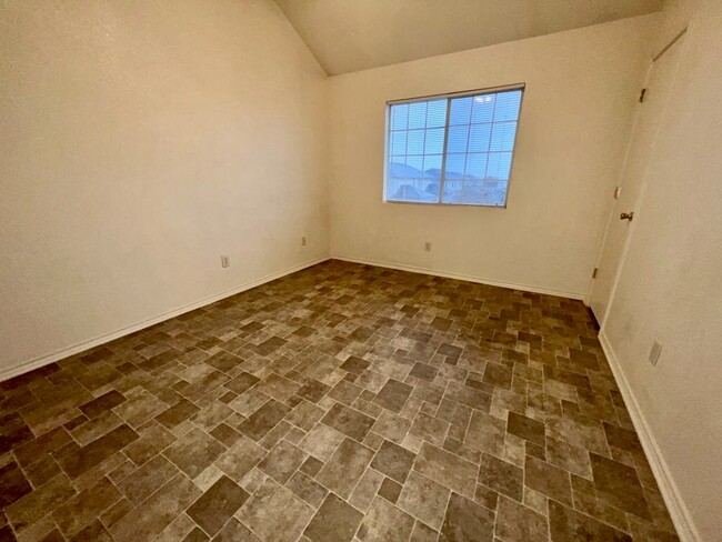 Master Bedroom - 3906 Gus Dr