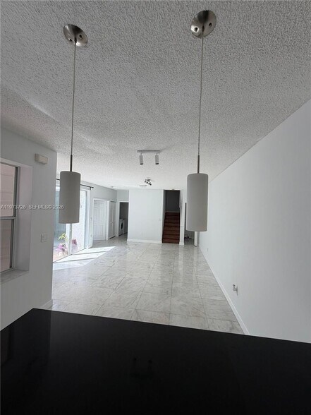 Building Photo - 1534 Weeping Willow Way