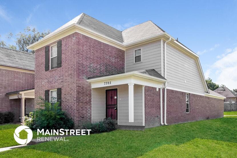 Building Photo - 7395 Brentlawn Dr