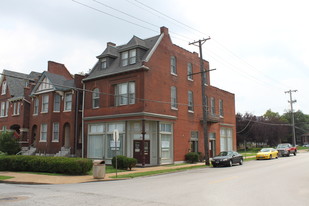 Building Photo - Fox Grove Management Office