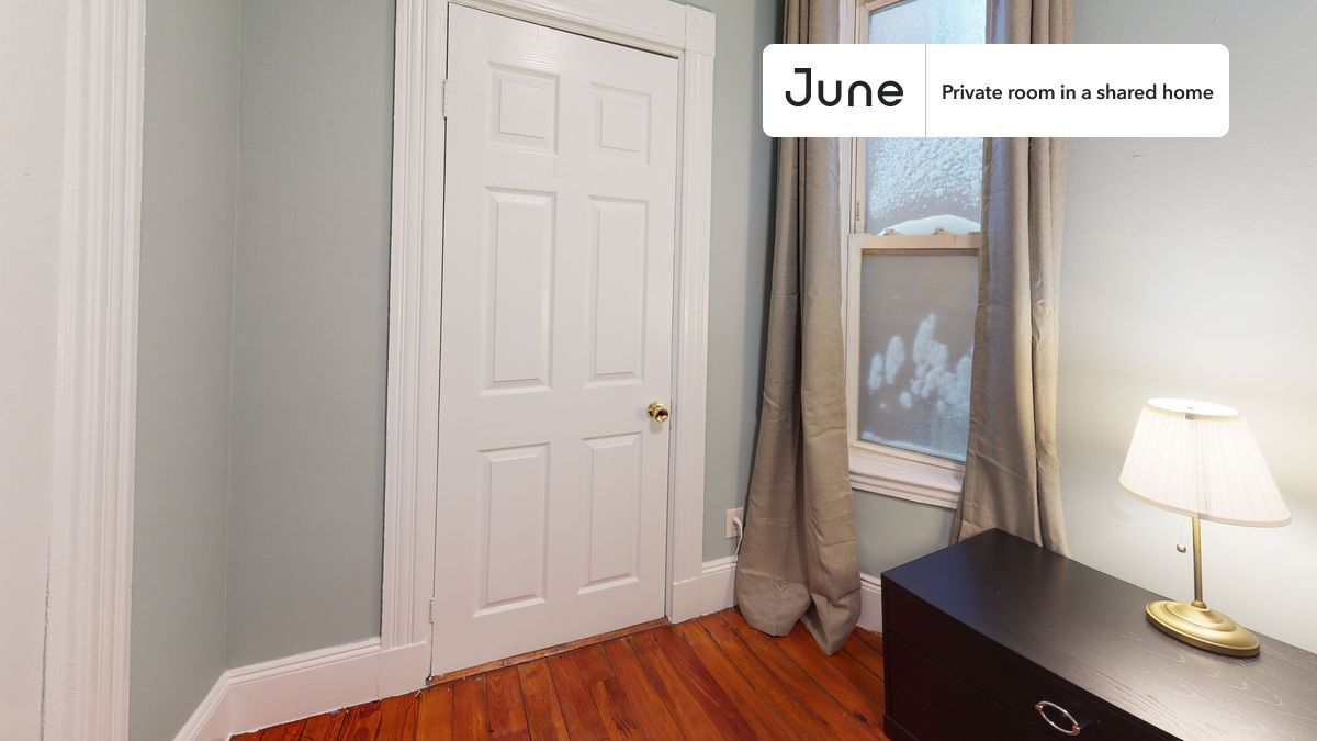 Building Photo - Room in Shared 4 bed/1.5 bath home in Allston