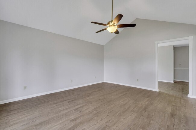 Building Photo - 734 Timber Ridge Trail