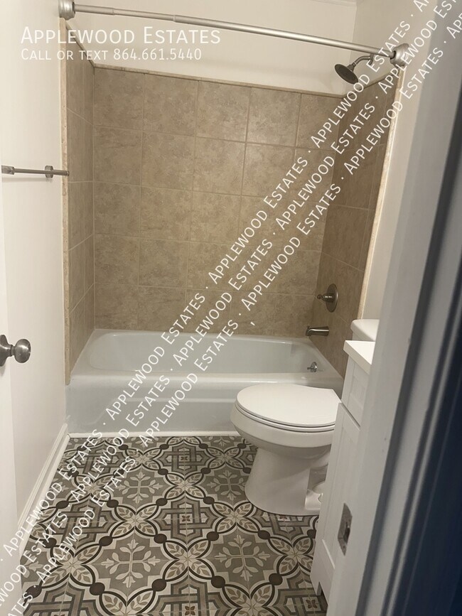 Building Photo - 1434 Dover Rd