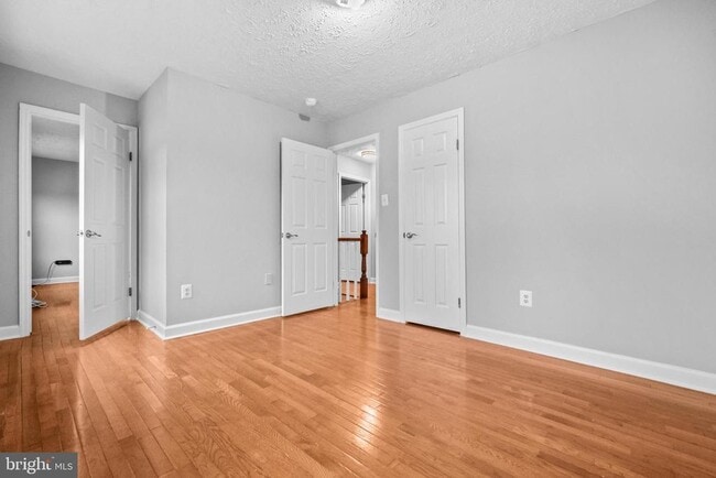 Building Photo - 915 Cypress Point Cir