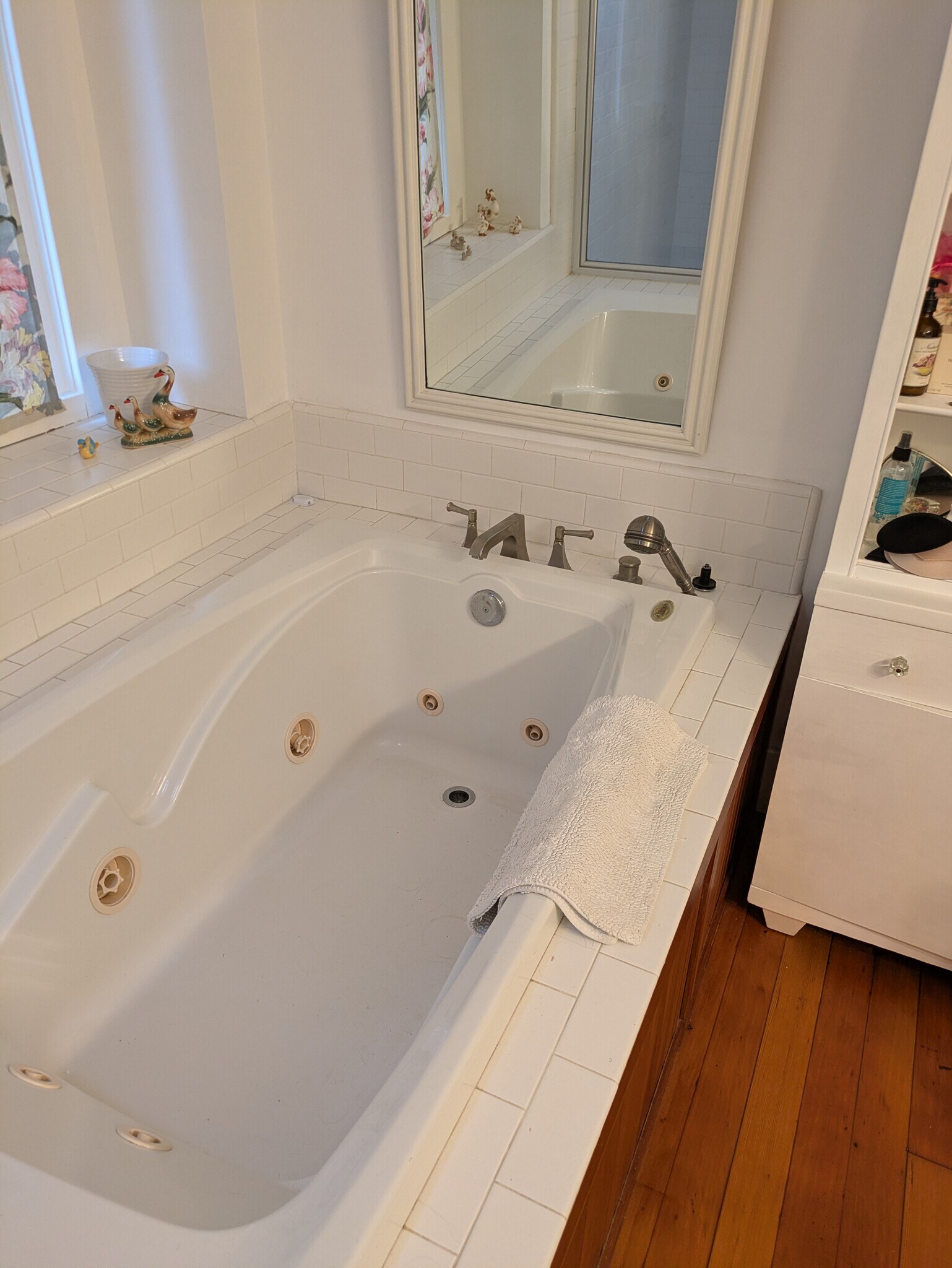 Building Photo - 522 E Maple Ave