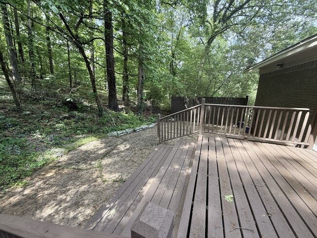 Building Photo - 207 Casalinda Cir