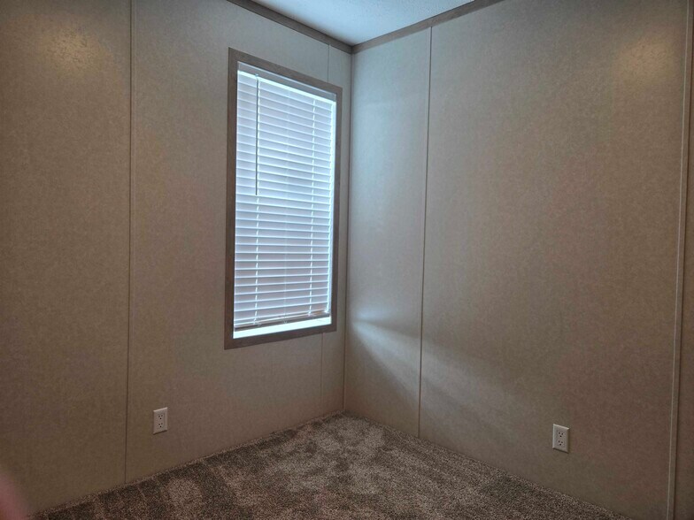 Building Photo - 52792 S Zacharias Ct