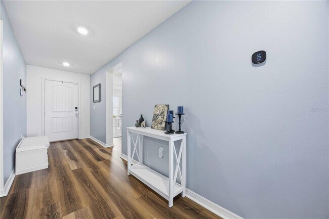 Building Photo - 522 Summer Grv Ln