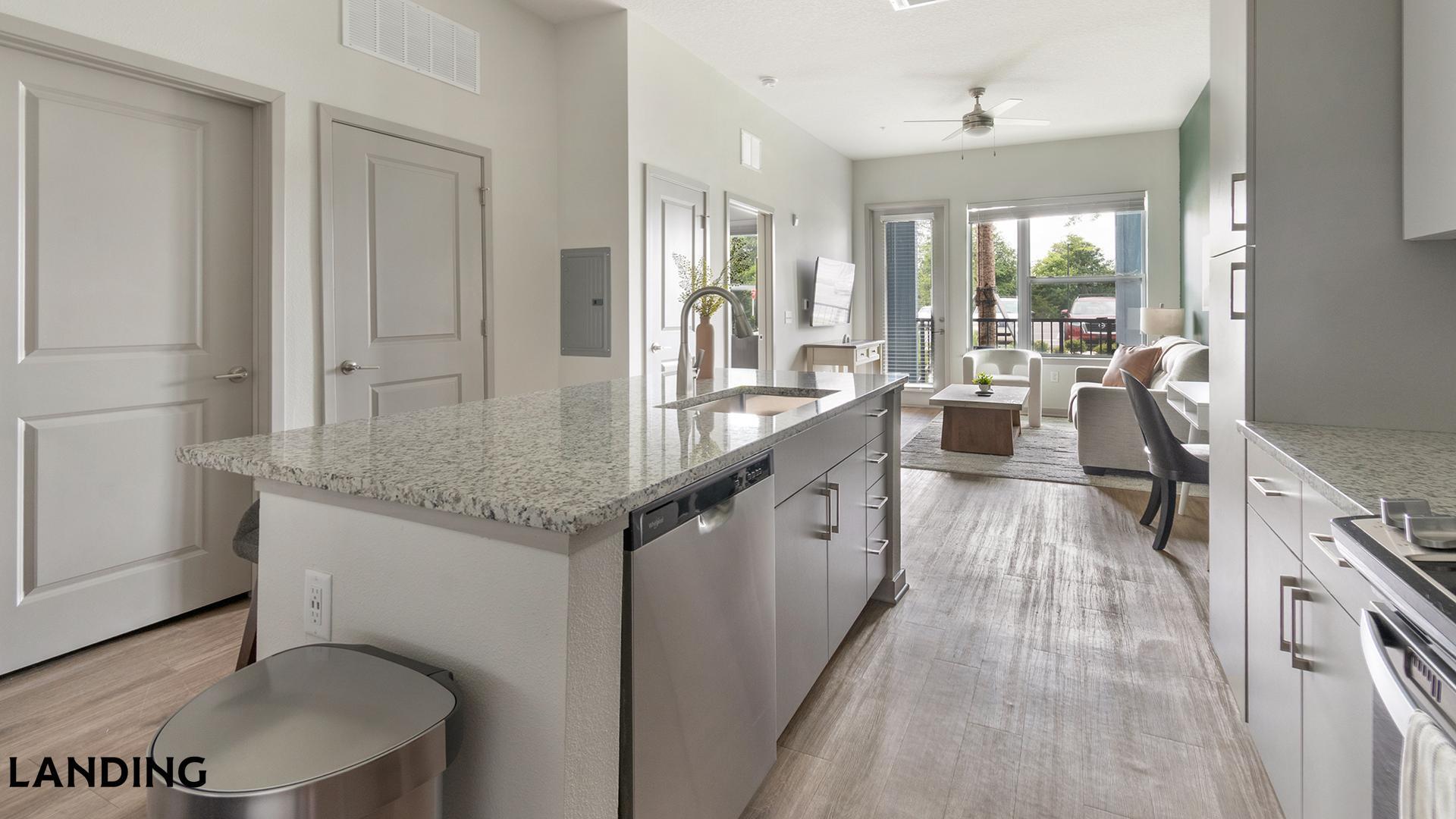 Building Photo - 7311 Baymeadows Way