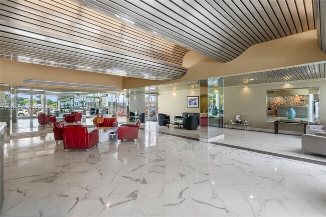 Building Photo - 9273 Collins Ave