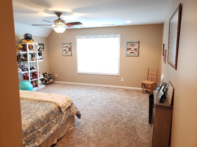 Huge Upstairs Bedroom - 961 Wisteria View Ct