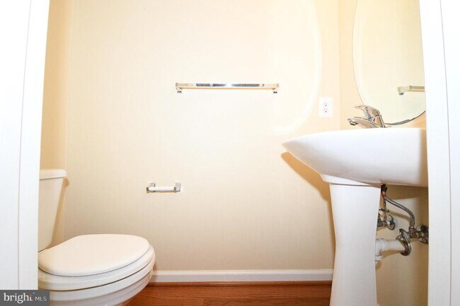 Building Photo - 13955 Lullaby Rd