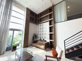 Building Photo - 7744 Collins Ave