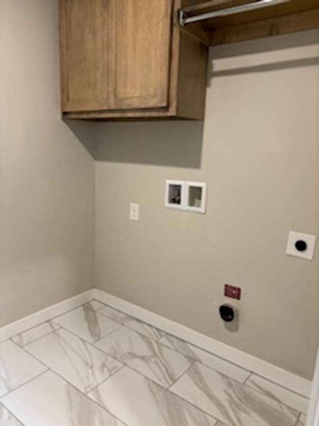 Building Photo - Beautiful New Home!