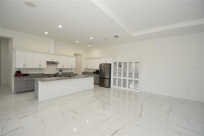 Building Photo - 108 Plainview Dr