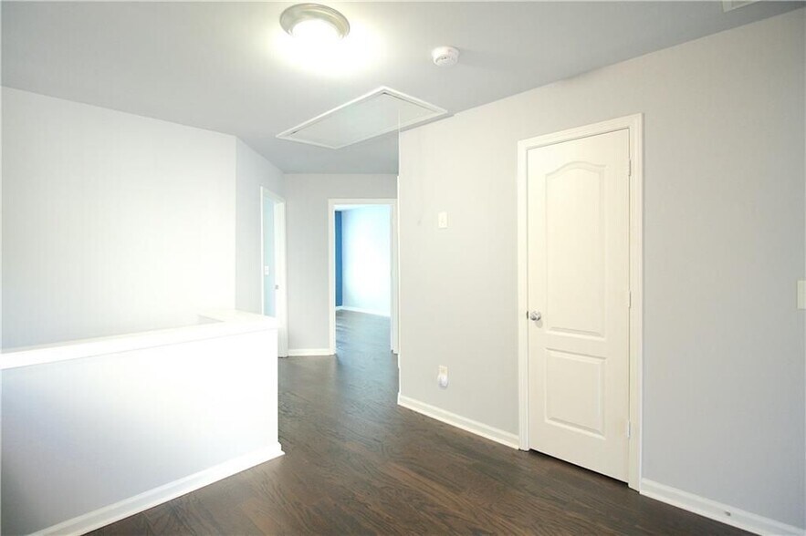 Building Photo - 1727 Tailmore Ln NW