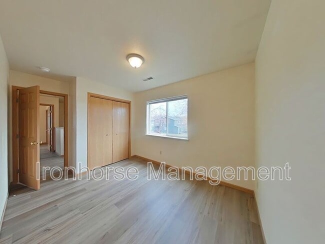 Building Photo - 2431 Wheeler Dr