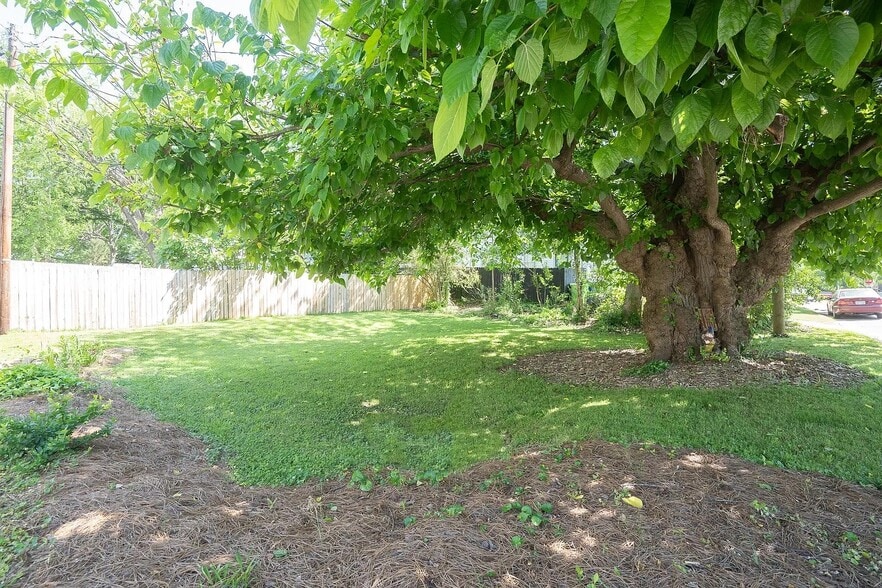 Building Photo - 125 S Pettigrew St