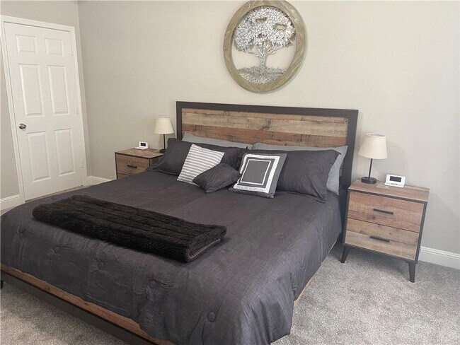 Building Photo - 15 Rillington Dr