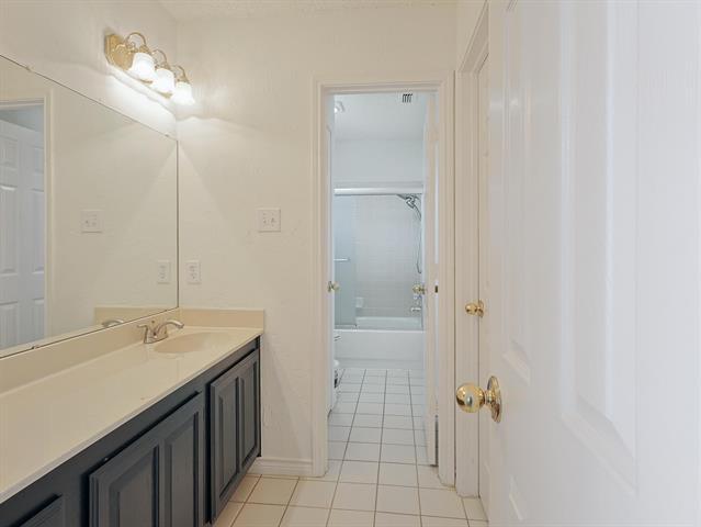 Building Photo - 501 Halifax Ln