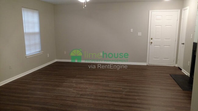 Building Photo - 1311 Tait Close