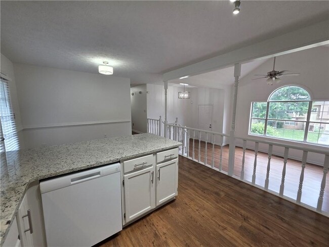 Building Photo - 4255 Brandy Ann Dr