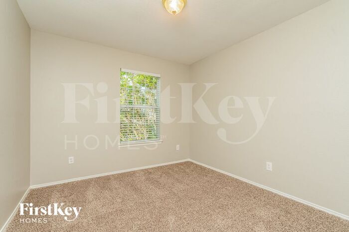 Building Photo - 2109 Chisolm Trl