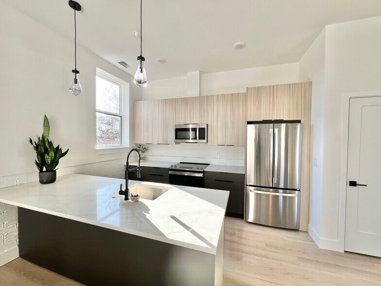 Building Photo - 1203 Wharton St