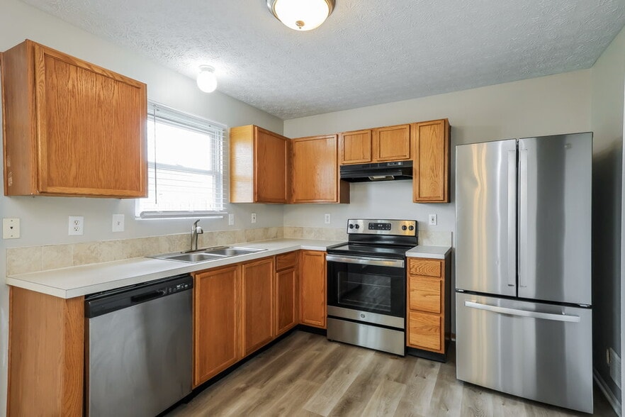 Building Photo - 6514 Hunters Creek Blvd