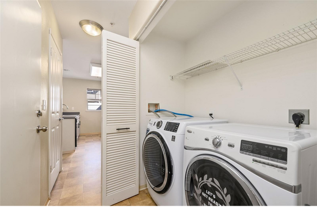 Building Photo - 3/2.5 with enclosed garage in the Heart of Kapolei - Nohona II