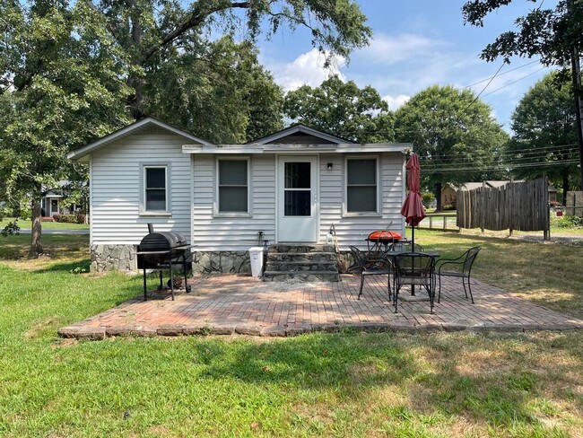 Building Photo - 2 bed/1 bath in Marshville