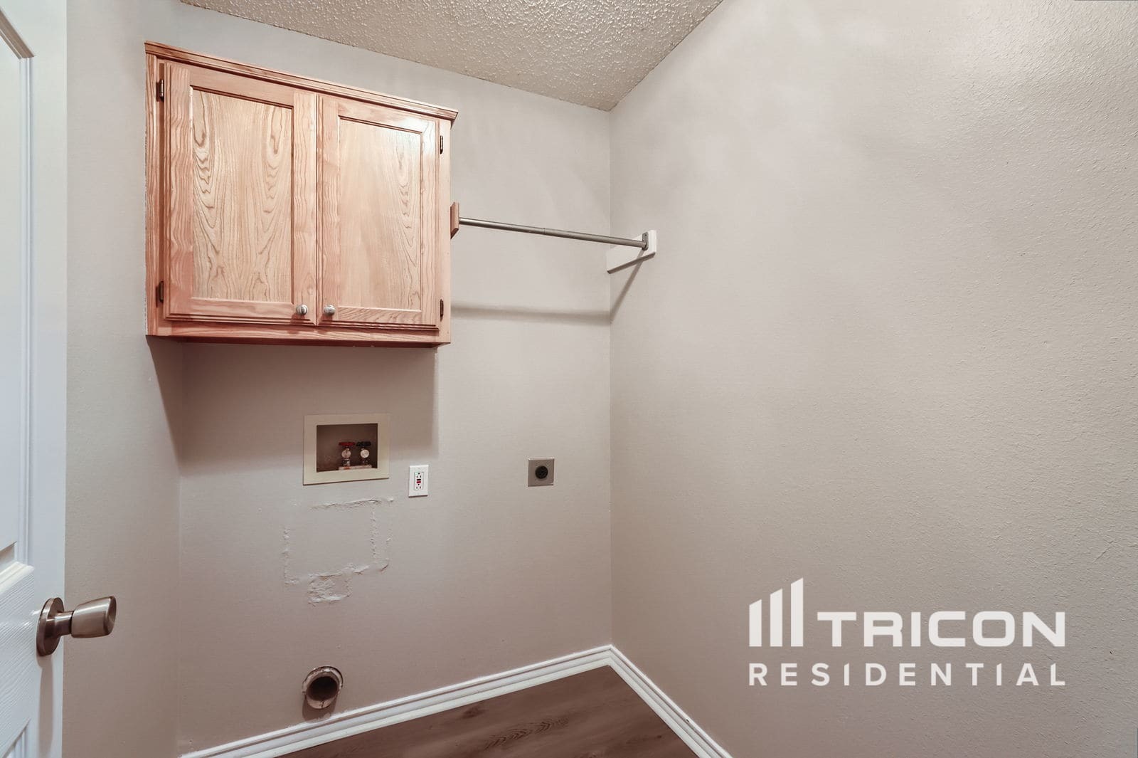 Building Photo - 1008 Brittany Dr