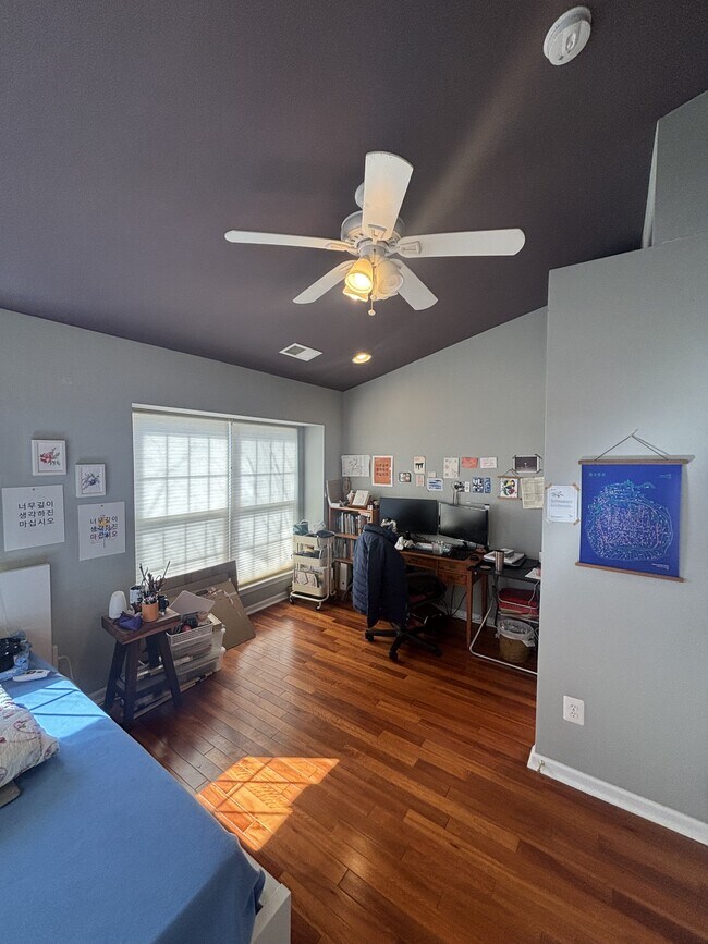 Building Photo - 25021 Justice Dr